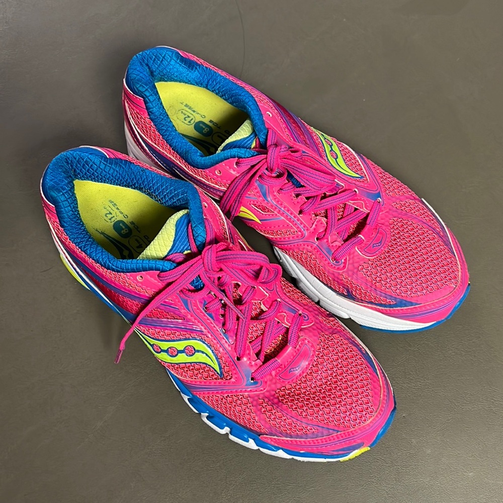Saucing Power Grid Womens S10256-4 size 8.5